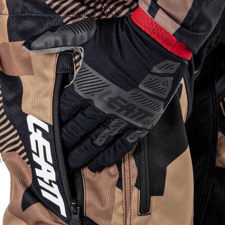 LBR P24 4.5EN BR_4.jpg